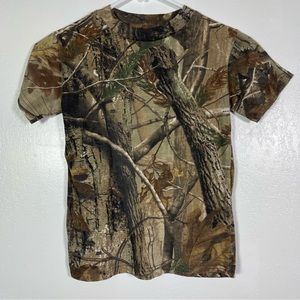 Ranger. Camoflauge T-Shirt. Boys Size Small. Excellent condition!